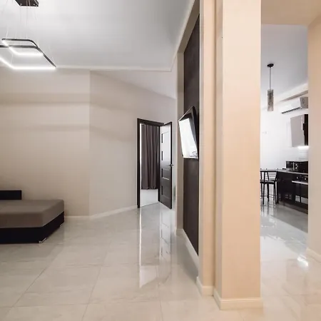 Apartment море 5 мин! французский бульвар 26 спальных мест 6!
